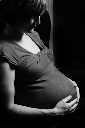 Coling and Hillary Maternity Shoot Burlington Ontario